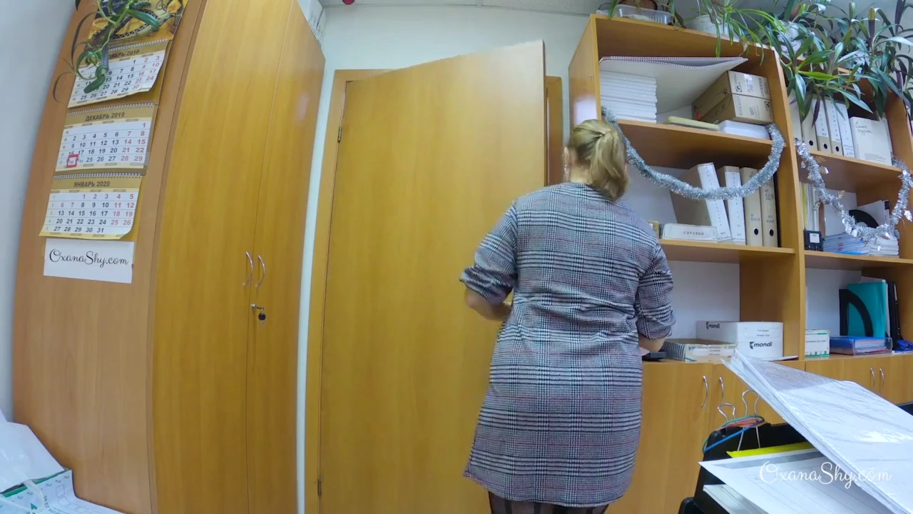Office workers flashing their panties in the middle of the workday porn video