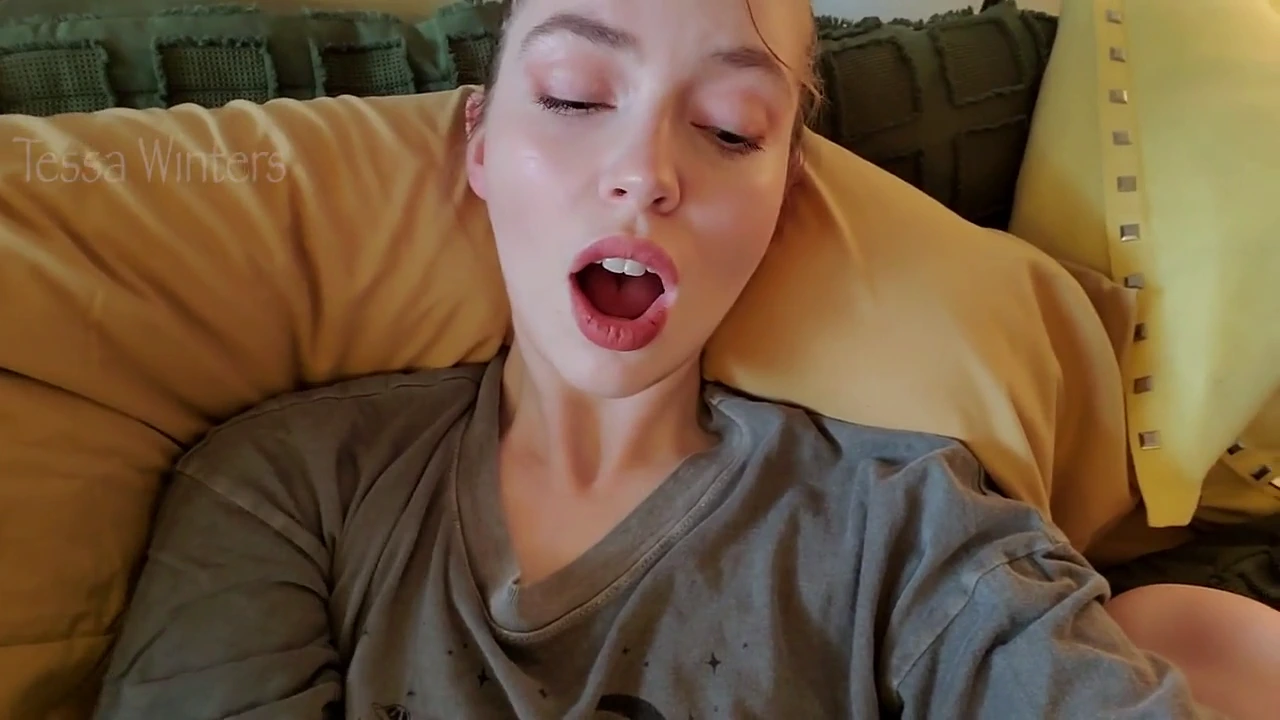 Sneaky cheating ex on FaceTime gives me a finger orgasm porn video